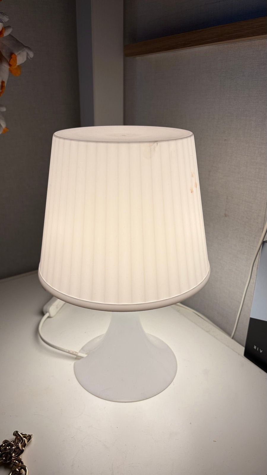 Witte Tafellamp met Plissé Kap - Modern Design, Ophalen, Gebruikt, Wit, Schemerlamp