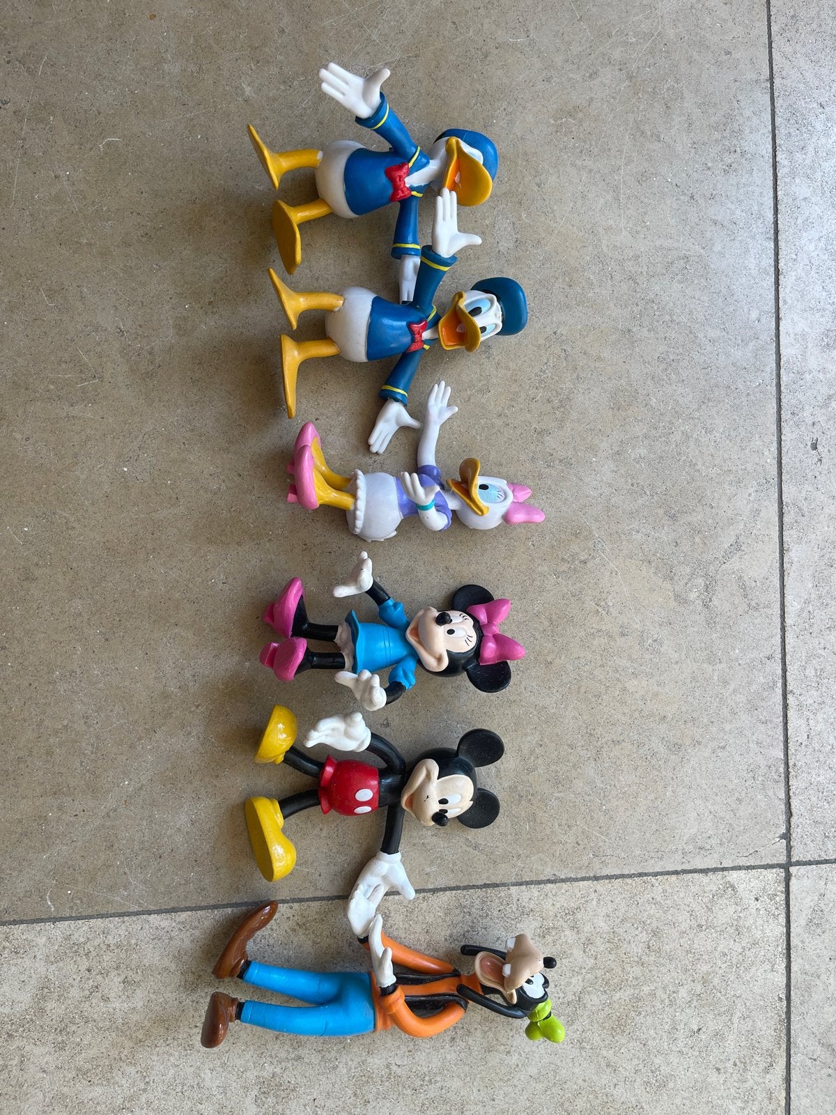Disney Figuren: Donald, Katrien, Mickey, Minnie & Goofy, Verzamelen, Disney, Ophalen of Verzenden, Donald Duck, Gebruikt, Beeldje of Figuurtje
