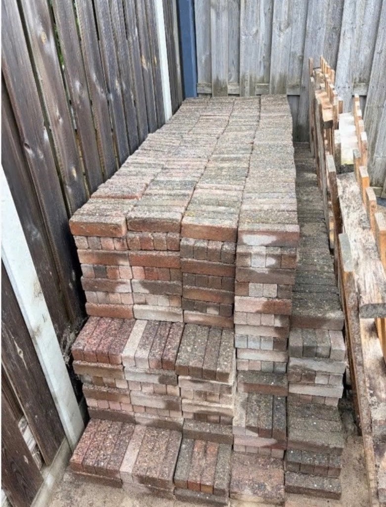 Betonwaaltjes met grind, Tuin en Terras, Ophalen, Gebruikt, Klinkers, 10 m² of meer