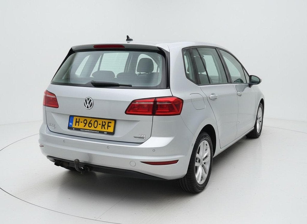 Volkswagen Golf Sportsvan 1.6 TDI Comfortline ACC park assis, Voorwielaandrijving, Stof, Gebruikt, 700 kg