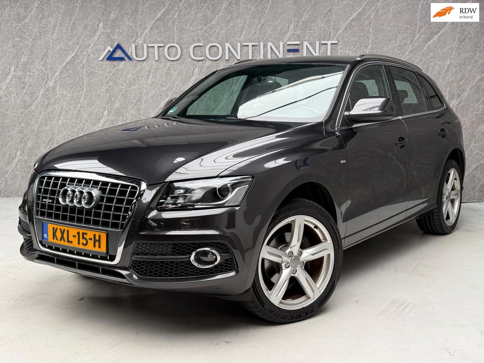 Audi Q5 2.0 TFSI S-Line / AUT / Onderhouden / APK, Auto's, Automaat, Gebruikt, Zwart, 4 cilinders