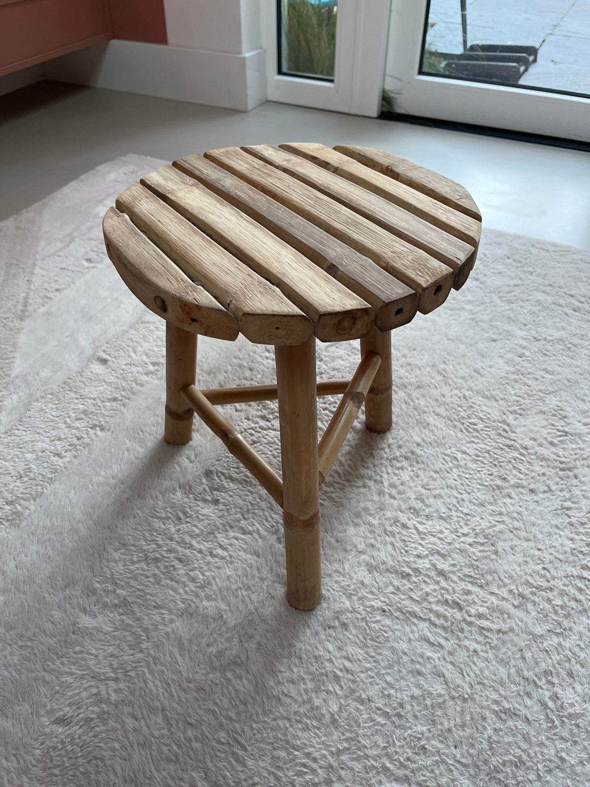 Houten plantenkrukje - Ø 29,5 cm, 34 cm hoog, Huis en Inrichting, Ophalen of Verzenden, Gebruikt, Hout