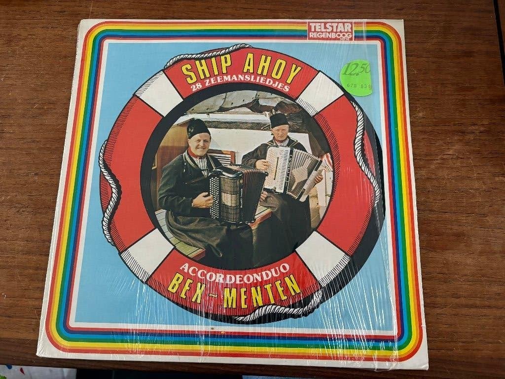 LP Ship Ahoy 28 zeemandsliedjes Acccordeon duo Bex - Menten, Gebruikt, Ophalen of Verzenden, Levenslied of Smartlap, 12 inch