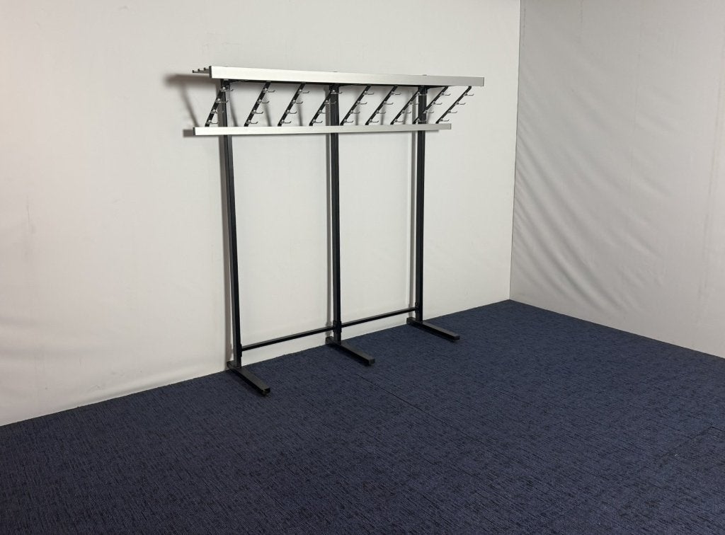 Staande kapstok, aluminium/zwart, H 177 x B 190 cm., Ophalen, Gebruikt, Metaal, Staande kapstok