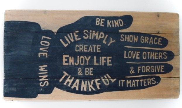 Handgeschilderd houten wand bord / Love wins / vintage, 28 cm, Hout, Vintage, Bruin