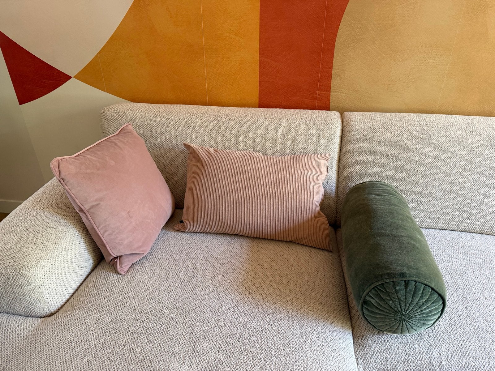 Set van 3 sierkussens: roze, ribstof en groen rolkussen, Ophalen, Overige merken, Gebruikt, Meerkleurig
