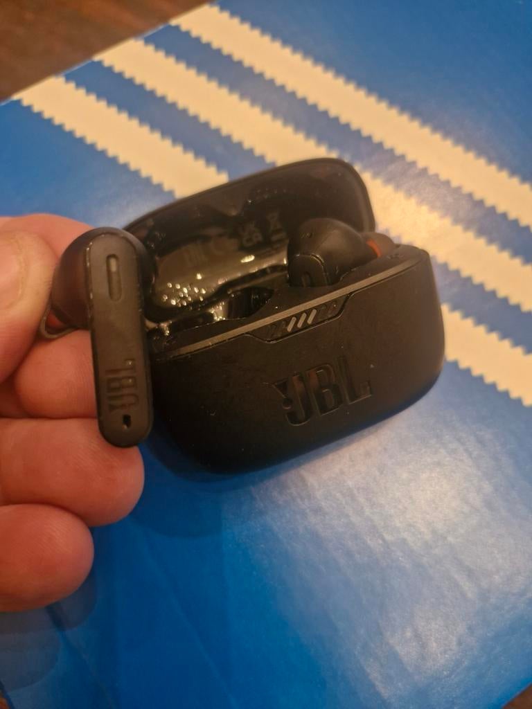 JBL Tune 235NC TWS oortjes, Audio, Tv en Foto, Koptelefoons, Ophalen of Verzenden, Zo goed als nieuw, Overige merken, Draadloos