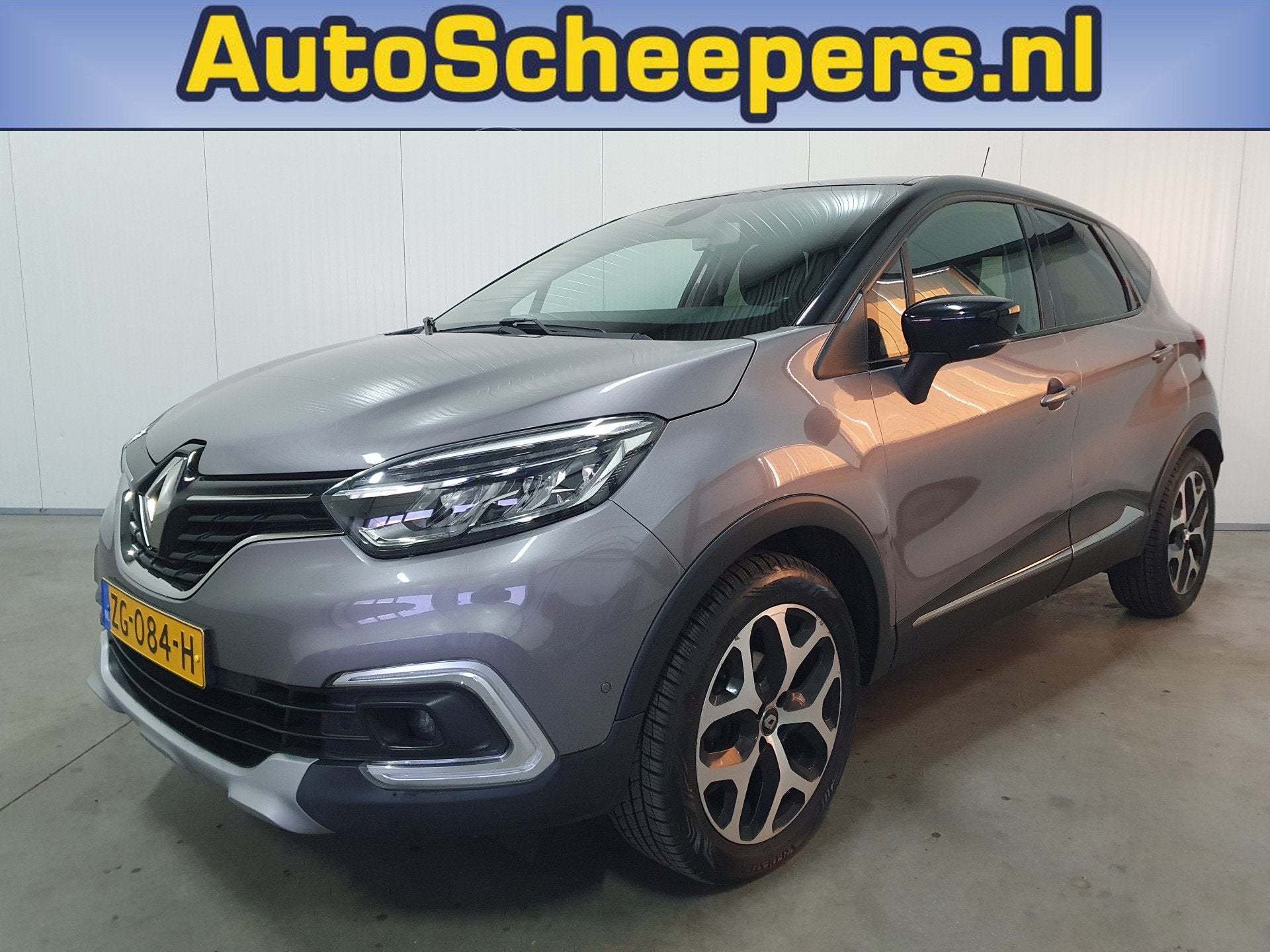Renault Captur 0.9 TCe Intens NAVI/CAMERA/CRUISE/LMV ., Auto's, Voorwielaandrijving, 898 cc, Stof, Gebruikt