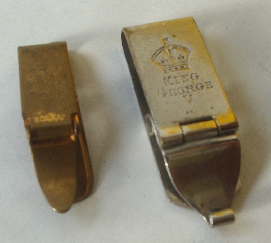 2 x oude geldclip messing en zilverkleurig (King George V), Ophalen of Verzenden, Zo goed als nieuw, Overige kleuren