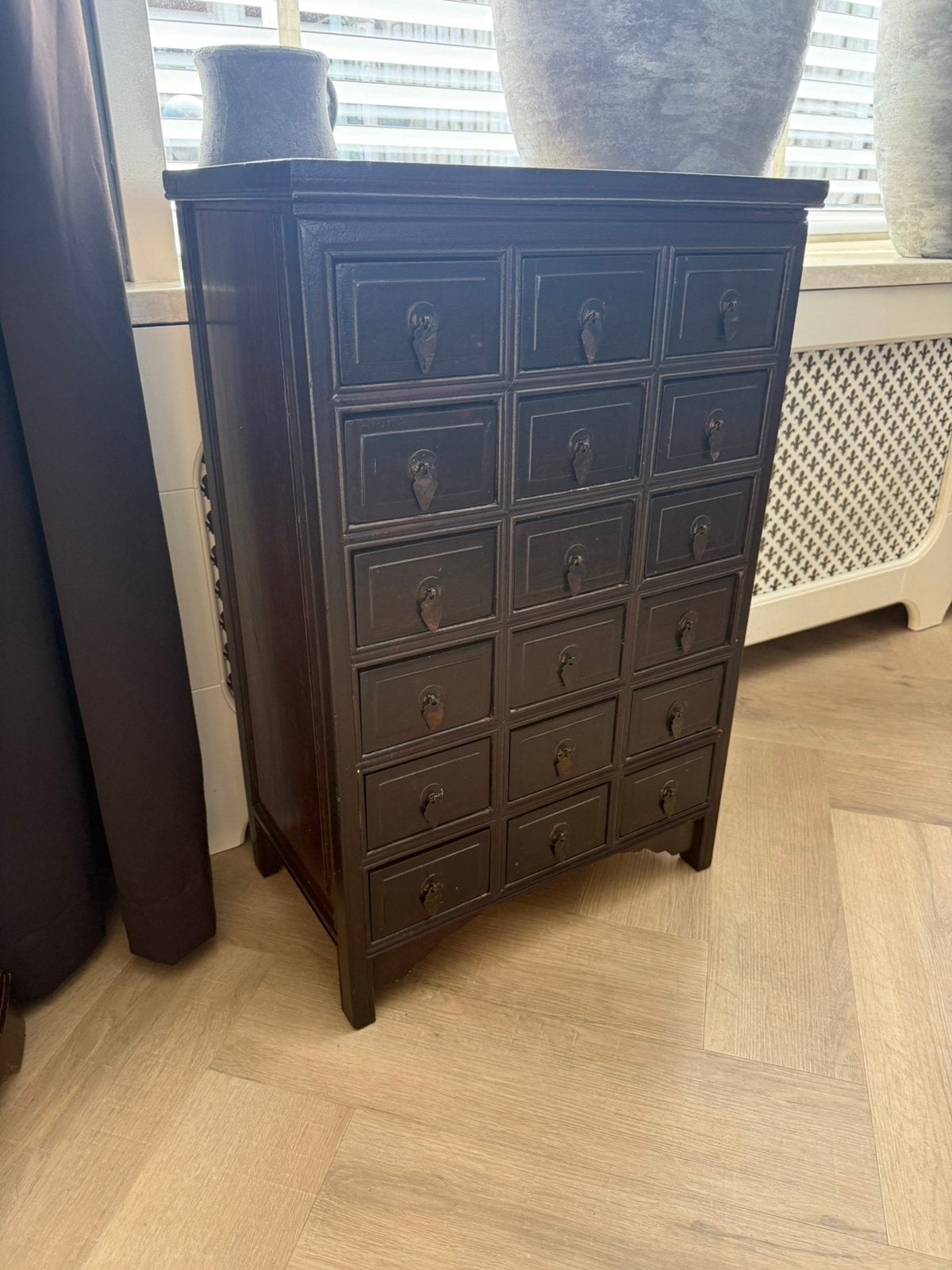 Vintage ladekast met 18 laden - Donkerbruin, Huis en Inrichting, Kasten | Ladekasten, Ophalen