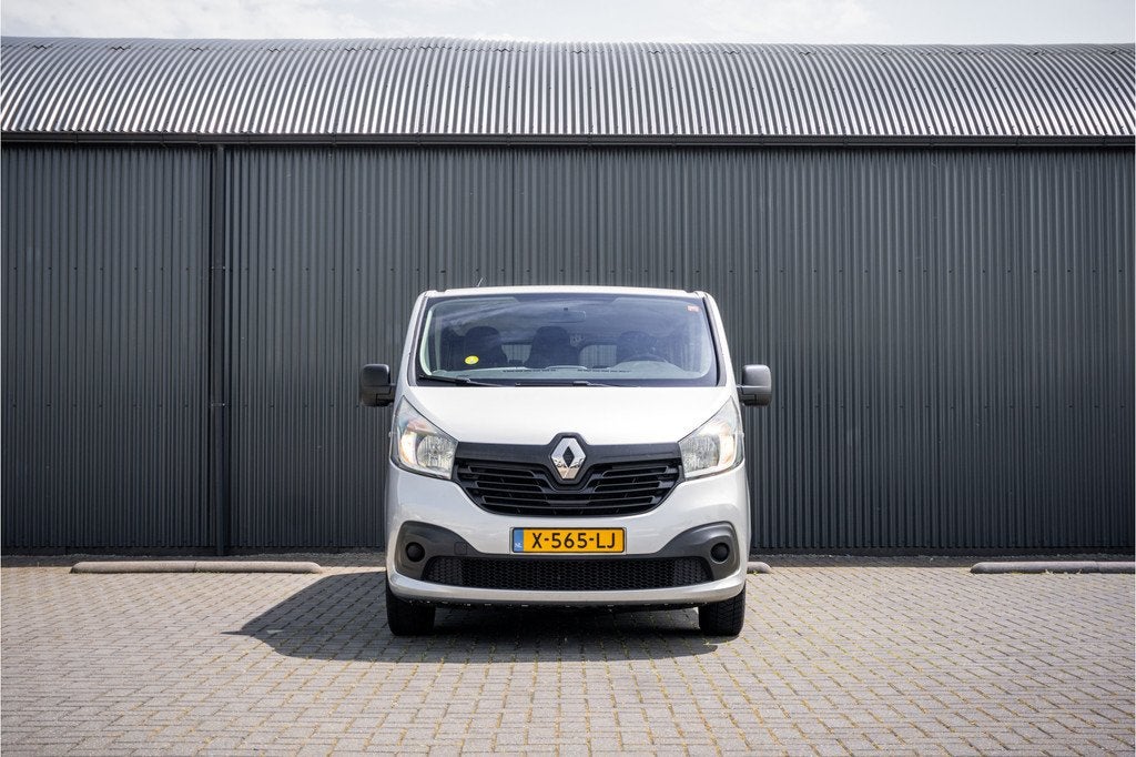Renault Trafic Passenger *1.6 dCi 9-Pers L2H1 | Incl. BPM, B, Auto's, Renault, Voorwielaandrijving, Stof, Gebruikt, 2000 kg