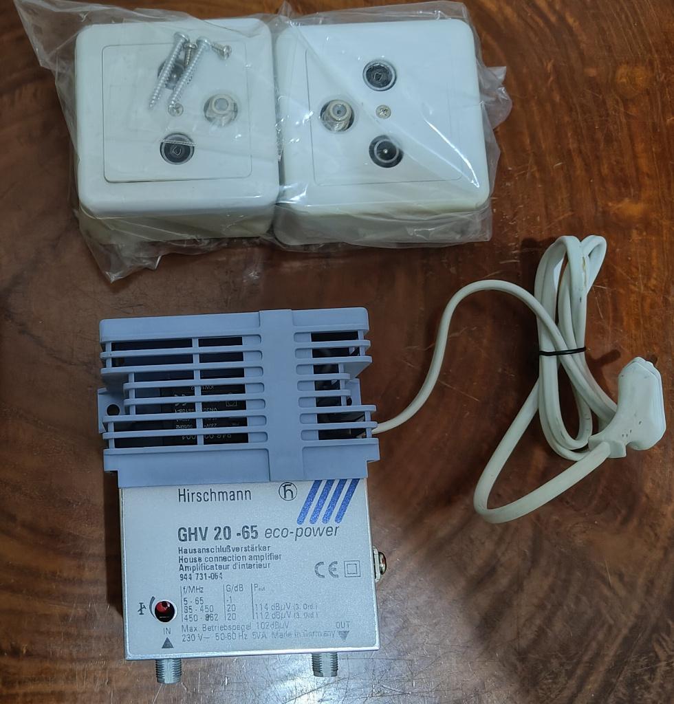 coax spullen kabel rol vergulde stekkers antenneversterker, Ophalen of Verzenden, Zo goed als nieuw, 10 meter of meer, Coaxiale kabel