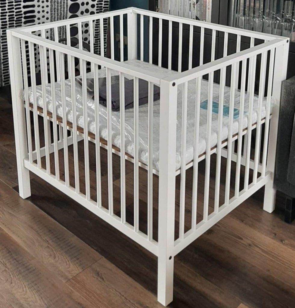 Europe Baby Robin II Box Mat Wit incl. matras, Kinderen en Baby's, Boxen, Ophalen, Gebruikt, Vierkant, In hoogte verstelbaar