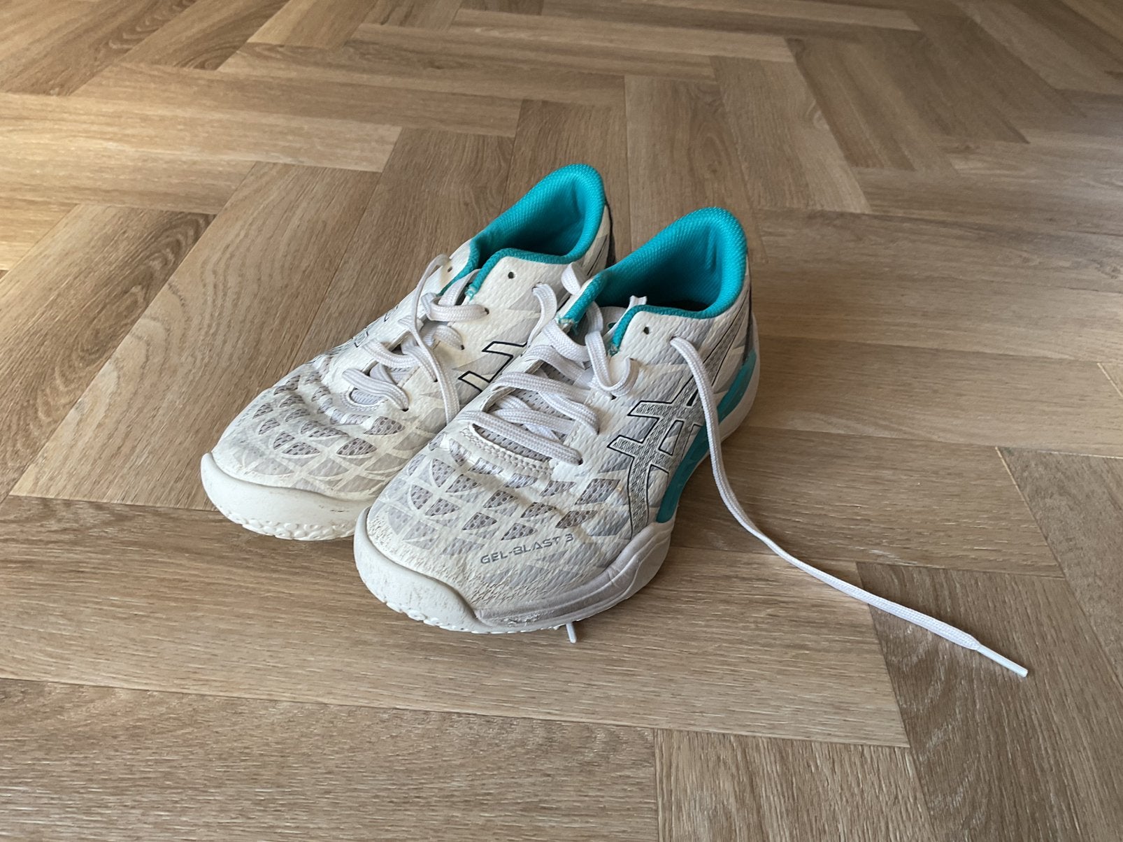 Asics maat 39, Ophalen of Verzenden, Zo goed als nieuw, Hardloopschoenen, Asics