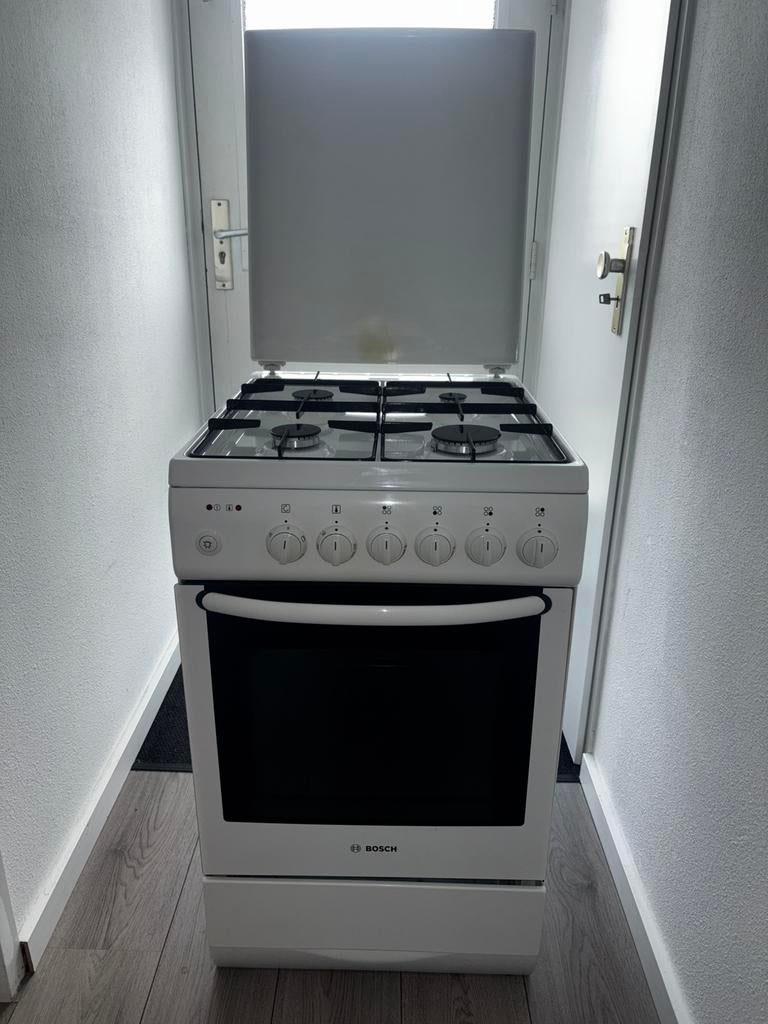 Bosch fornuis, Zo goed als nieuw, Gas, Vrijstaand, 85 tot 90 cm