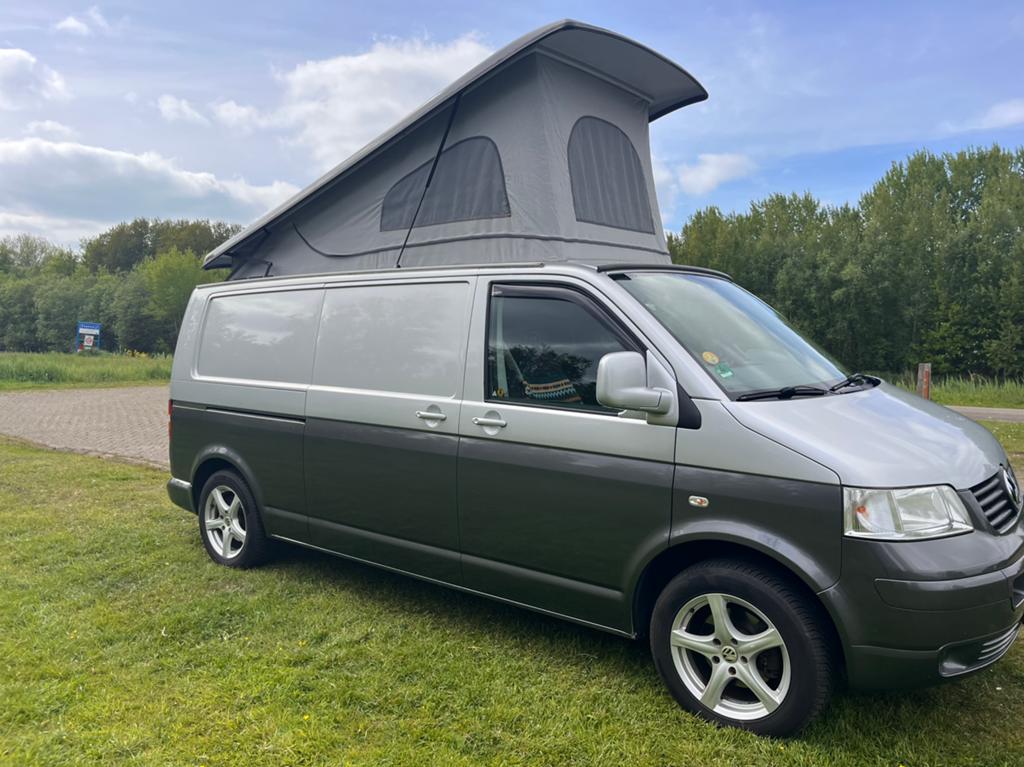 Direct op avontuur met deze VW T5 (L2, hefdak), Buscamper of Camperbus, Verwarmde buitenspiegels, Volkswagen, Airbags