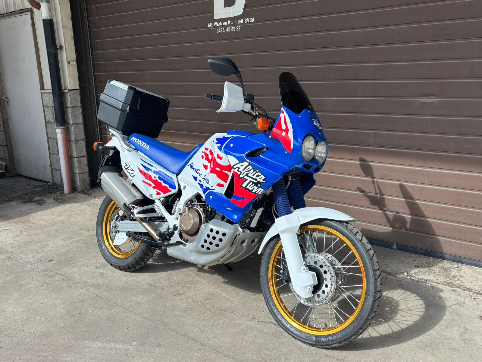 Honda XRV750 Africa Twin, 2 cilinders, Nieuw, Motorrijbewijs A, Particulier