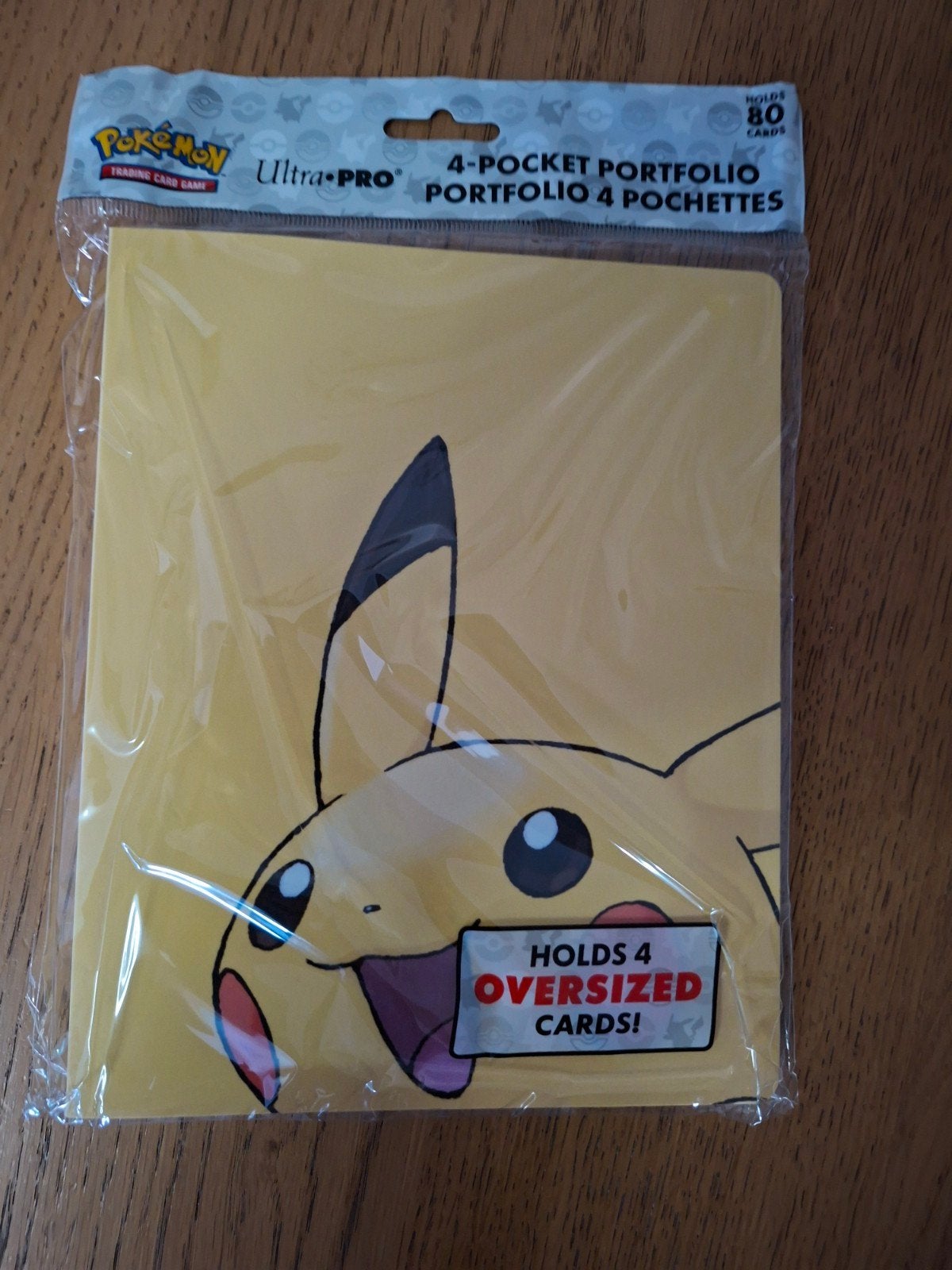 pikachu binder ultra pro, Ophalen of Verzenden, Nieuw, Sleeves of Kaarthoesjes