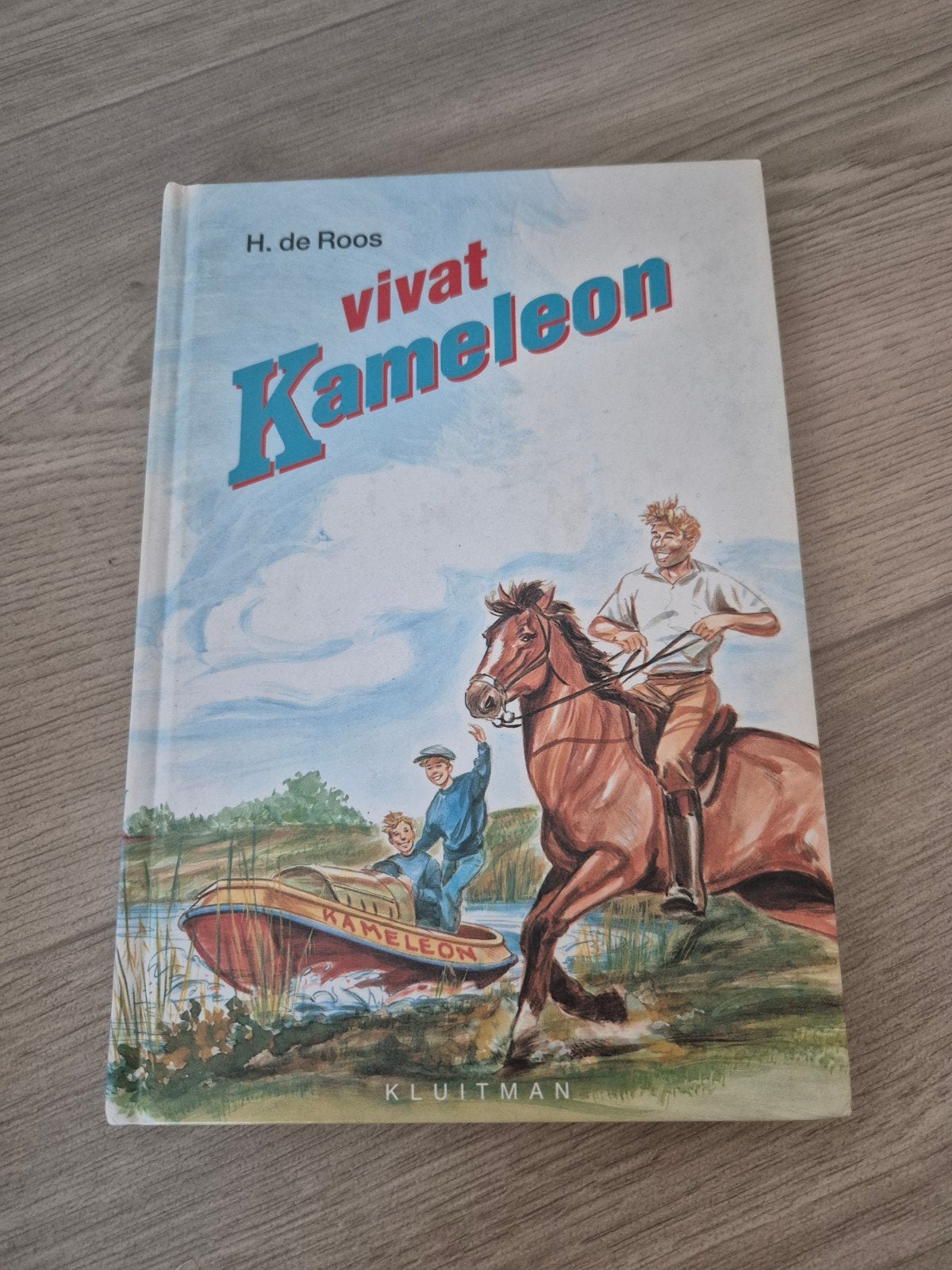H. de Roos - Vivat Kameleon!, Ophalen of Verzenden, Gelezen, H. de Roos, Fictie algemeen