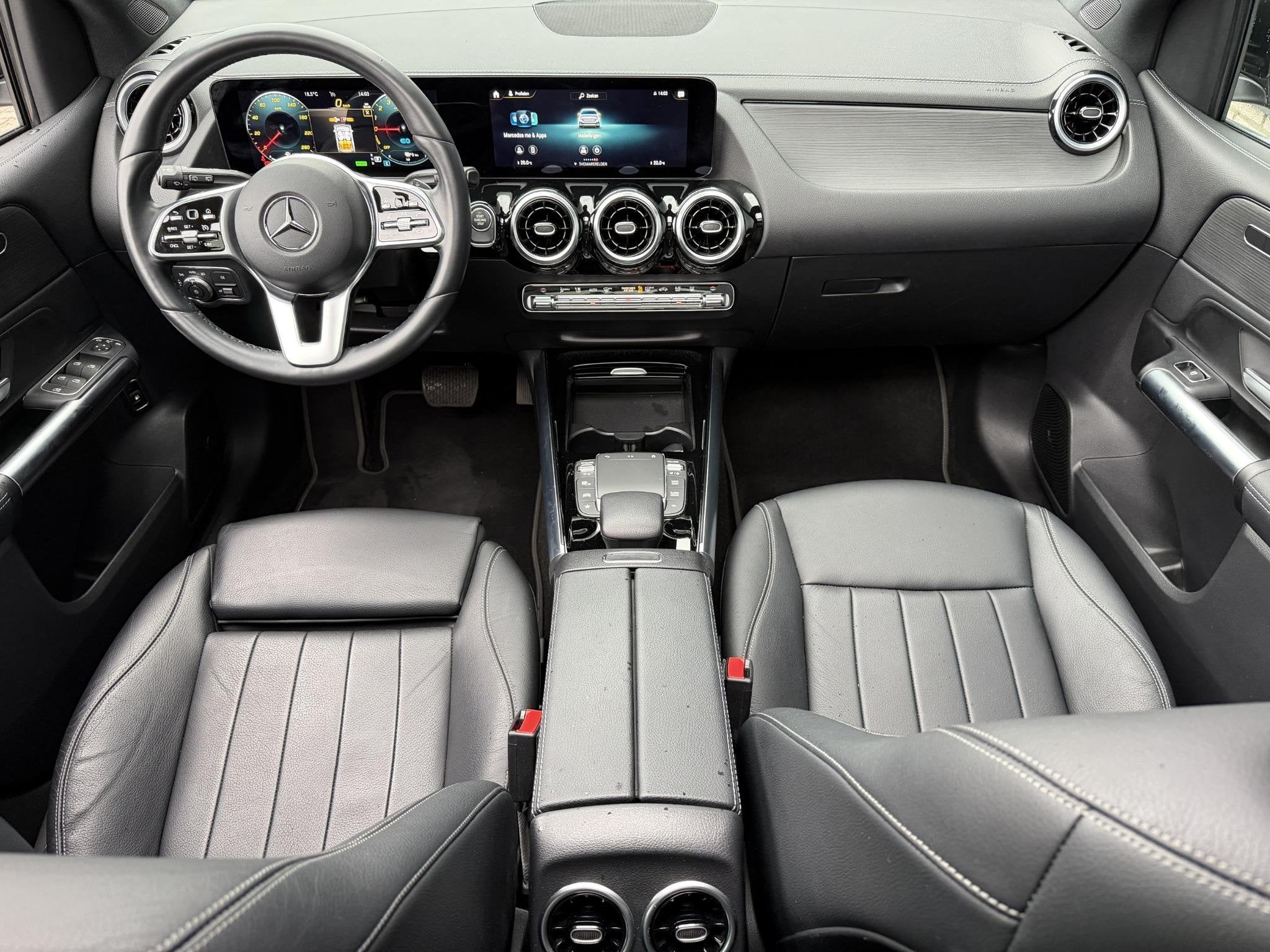Mercedes-Benz B-klasse 250 e 17"/Leder/Panoramadak/Stoel + s, Dealer onderhouden, Gebruikt, 16 kWh, Leder en Stof
