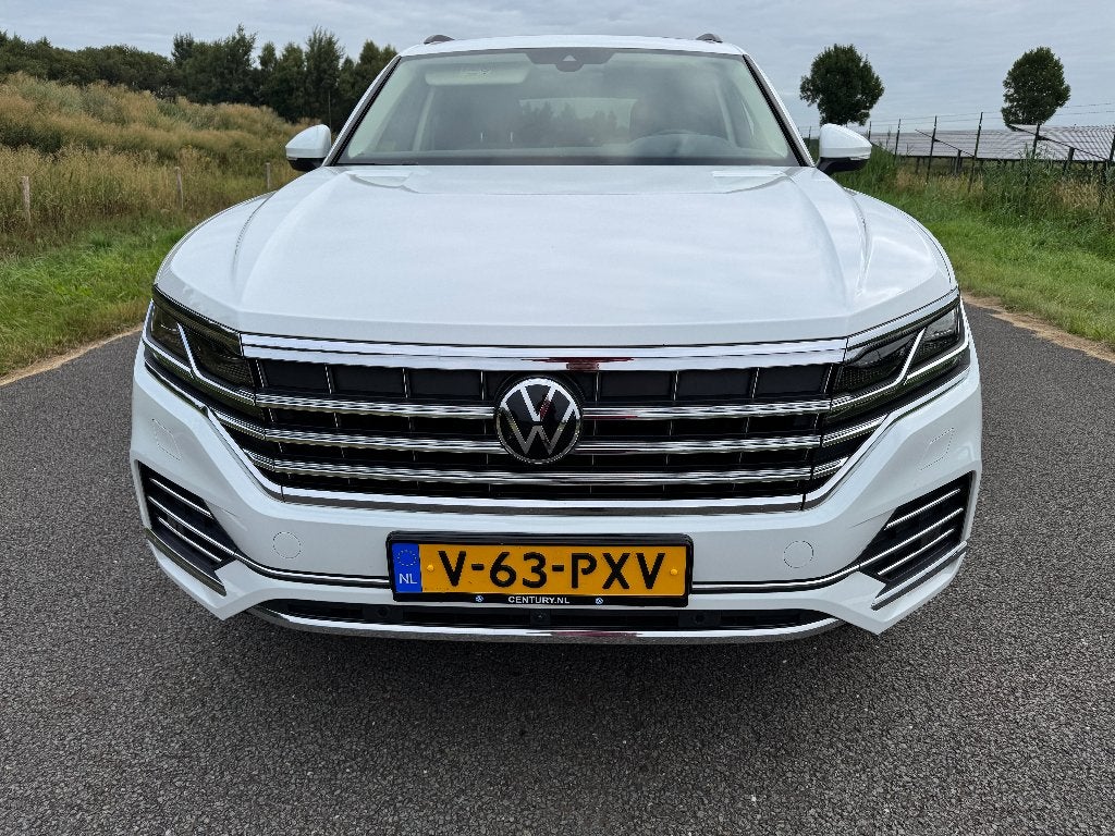 VOLKSWAGEN TOUAREG 3.0 Atmosphere Aut/Grijs Kenteken, Automaat, Euro 6, Wit, Bedrijf