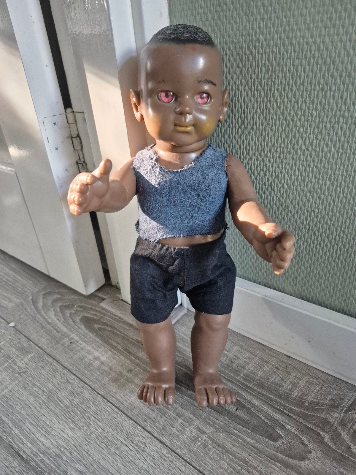 Vintage Babypop met kleding, Ophalen of Verzenden, Gebruikt, Babypop