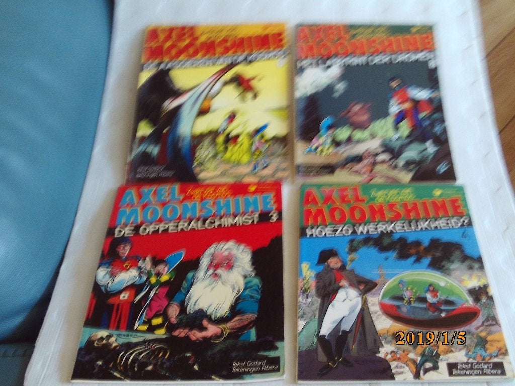 4 stripboeken axel moonshine - tekst godard, Eén stripboek, Ophalen of Verzenden, Gelezen