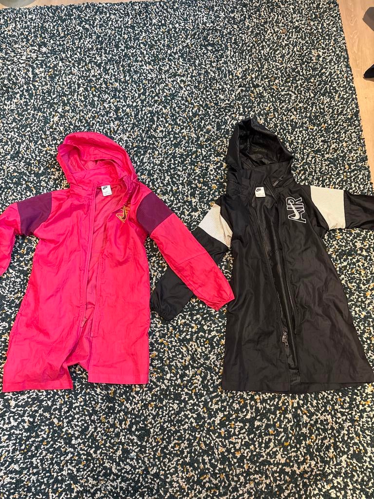 2x Nike Air jack - Maat S en M (128-146 cm), Ophalen of Verzenden, Gebruikt, Jongen of Meisje