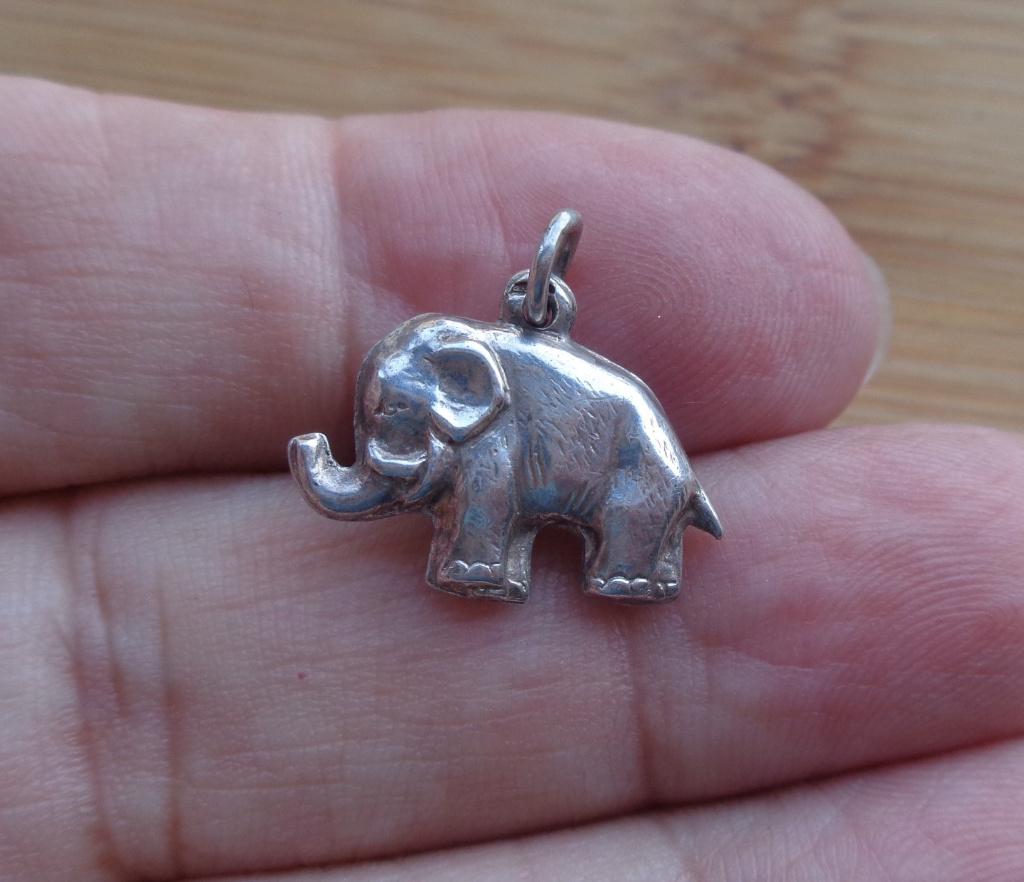 zilveren vintage bedel olifant [563], Overige merken, Verzenden, Zo goed als nieuw, 1 bedel