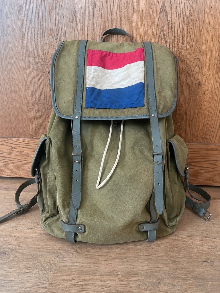 Vintage leger rugzak met metalen frame – canvas backpack, Ophalen of Verzenden, Landmacht, Nederland, Overige typen