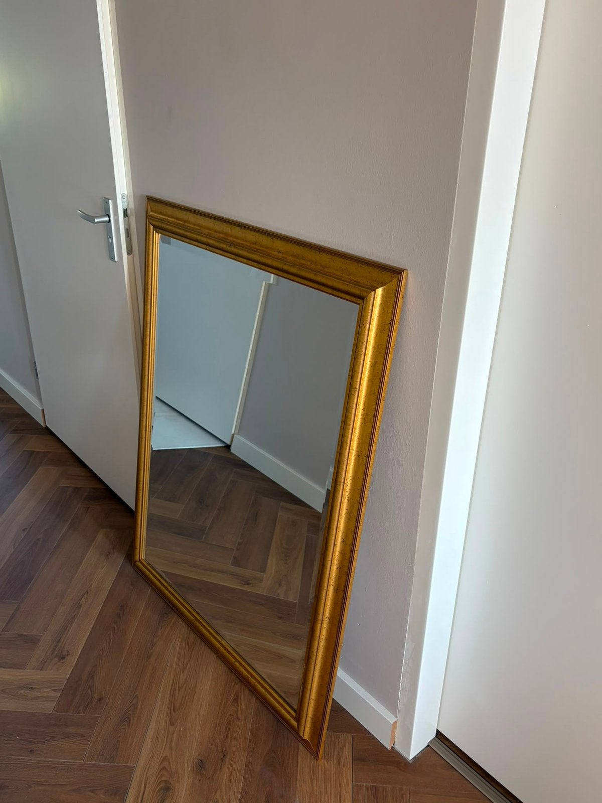 Grote klassieke gouden spiegel – 117 x 91 cm, Huis en Inrichting, Woonaccessoires | Spiegels, Ophalen, Zo goed als nieuw, Rechthoekig