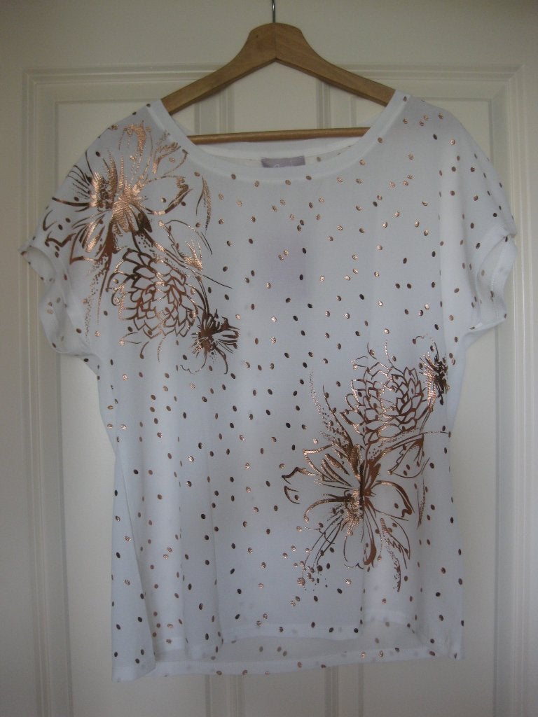Nieuw Cassis top met kaartje, maat 40, Kleding | Dames, Maat 38/40 (M), Wit, Nieuw, Zonder mouw