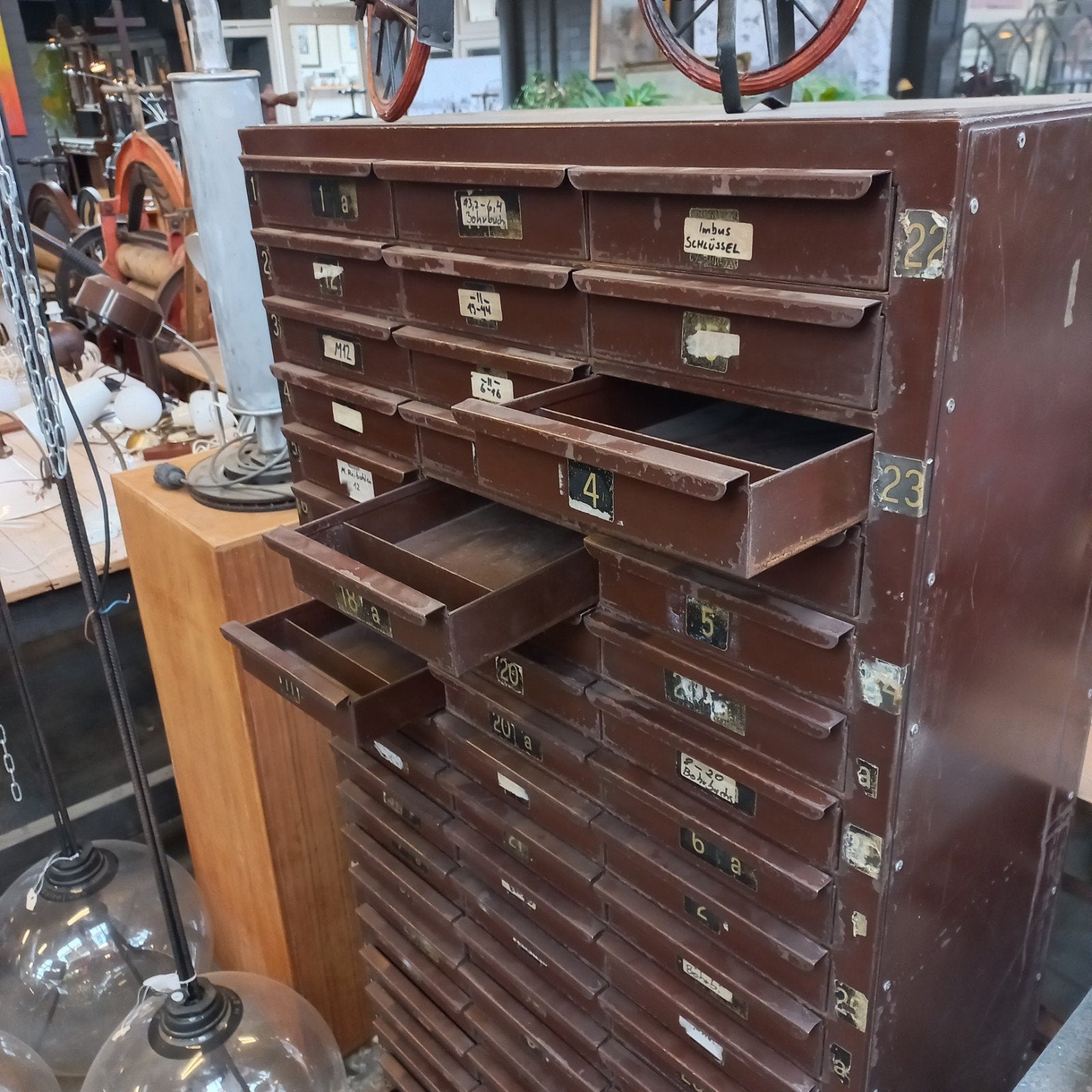 werkplaatskast ladenkast, Ophalen