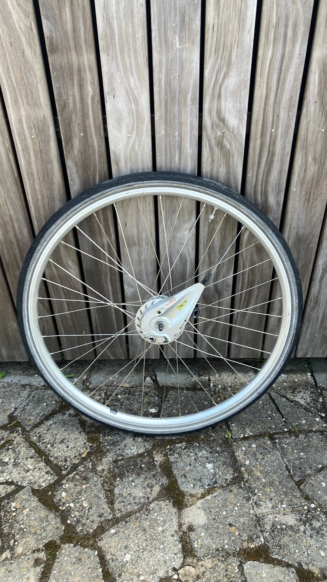 Voorwiel fiets met trommelrem en naafdynamo, Ophalen, Gebruikt, Wiel, Aluminium