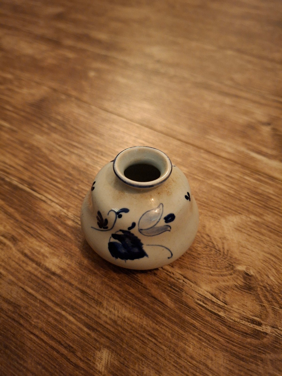Antiek Delfts Blauw vaasje, handgeschilderd, Ophalen of Verzenden