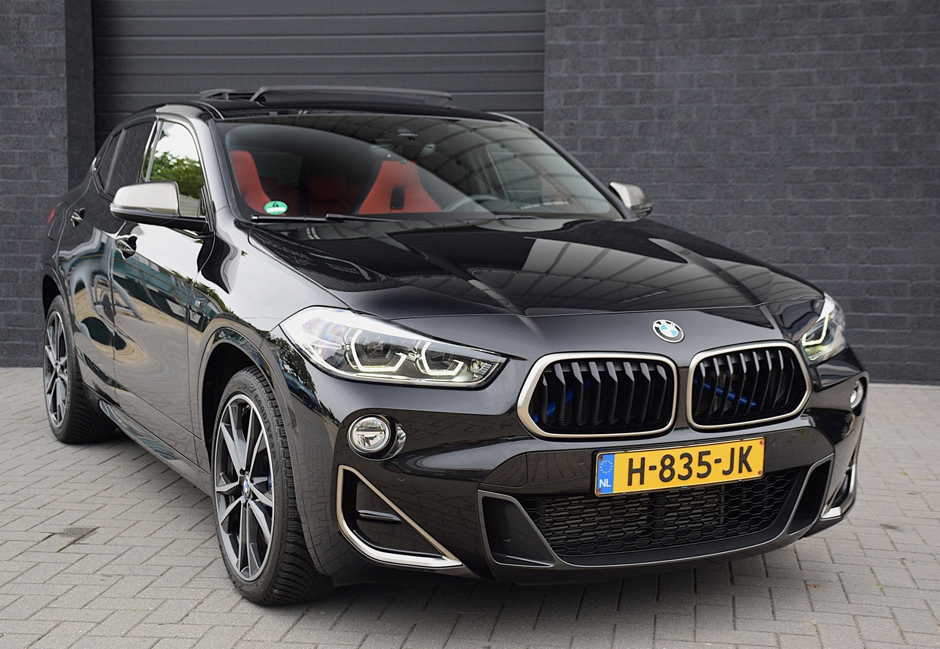 BMW X2 M35i High Executive*Pano*Head-up*Schaalstoelen*Keyles, Auto's, X2, Gebruikt, Euro 6, 4 cilinders