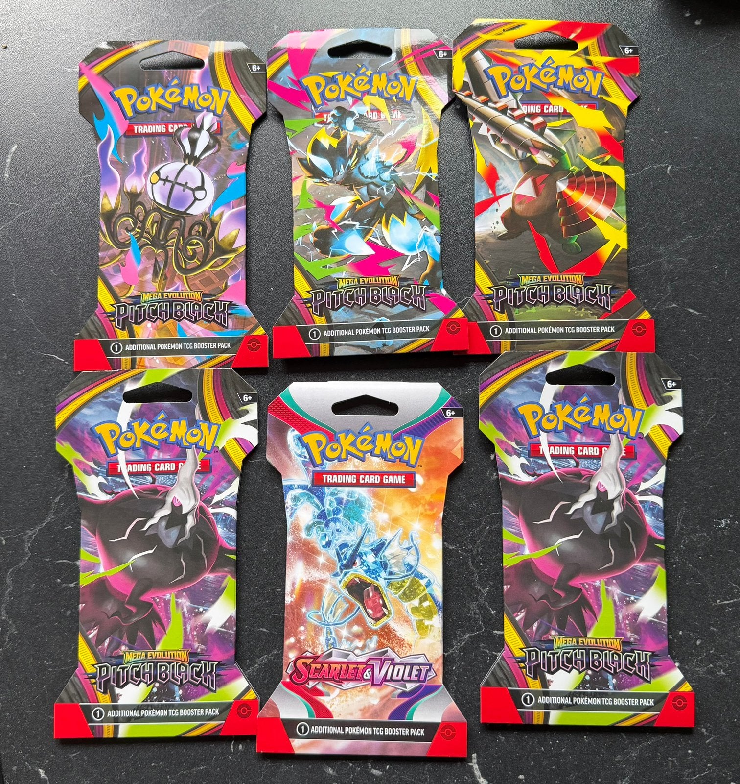 Pokemon sleeved booster pack, Ophalen of Verzenden, Zo goed als nieuw, Booster