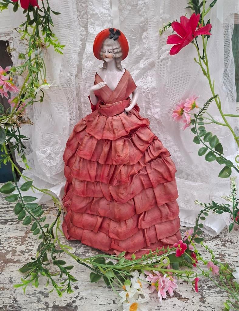 Halfdoll in roze jurk, Ophalen of Verzenden