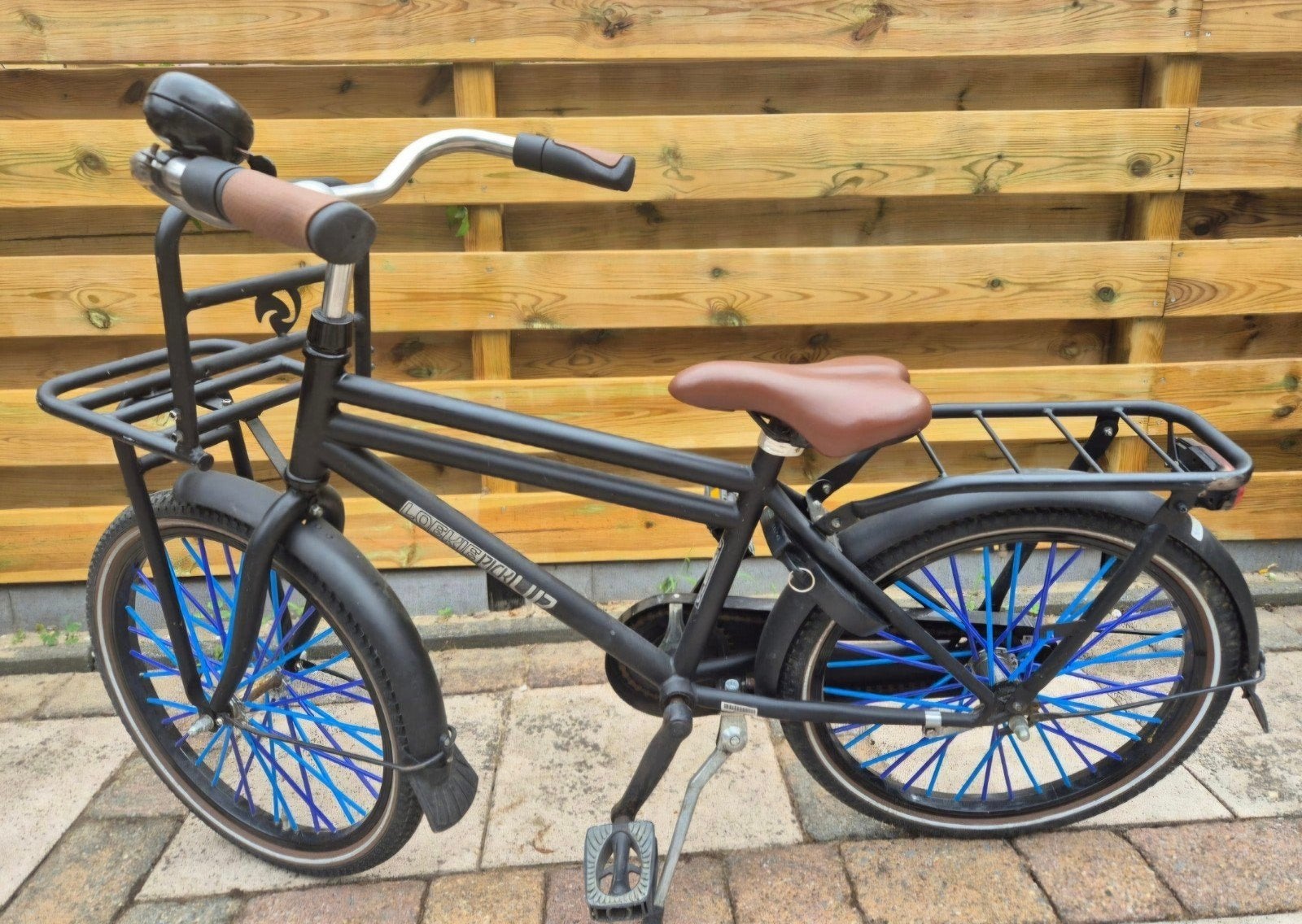 Loekie Pick-Up Kinderfiets 20 inch - Zwart met blauwe spaken, Ophalen, Terugtraprem, Loekie, 16 tot 20 inch