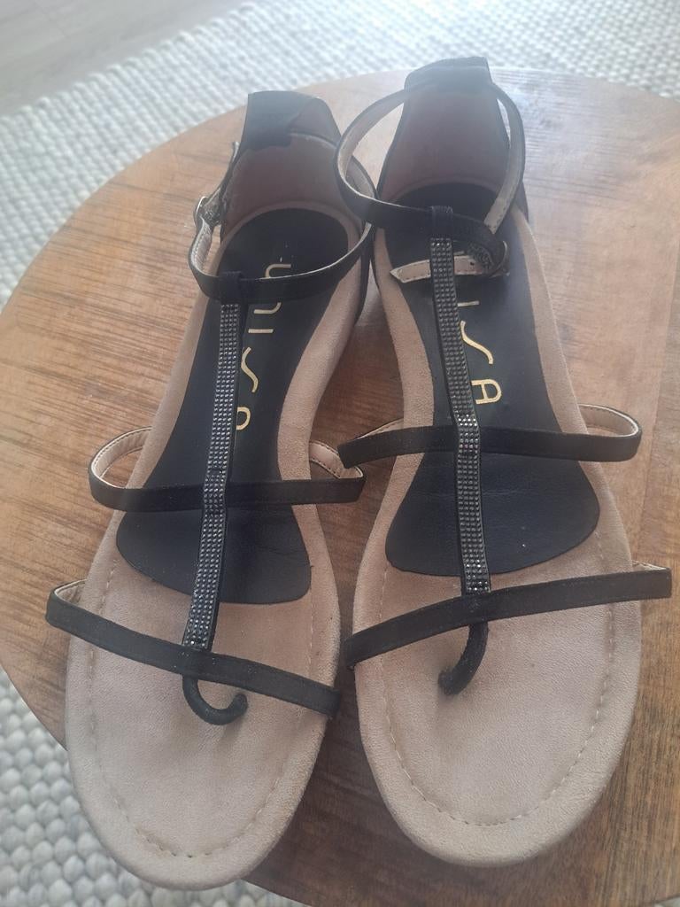 Unisa.  Sandalen met fijne strass. Maat 40., Unisa, Ophalen of Verzenden, Zwart