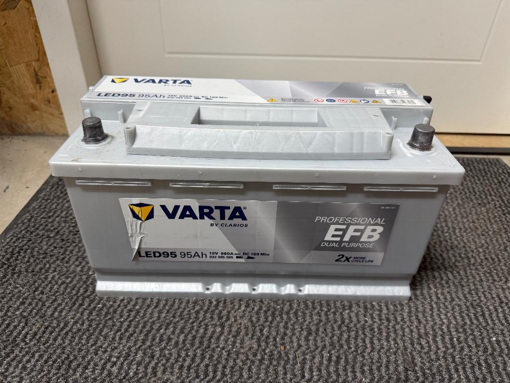 Varta LED95 Professional EFB Accu, Ophalen, Nieuw