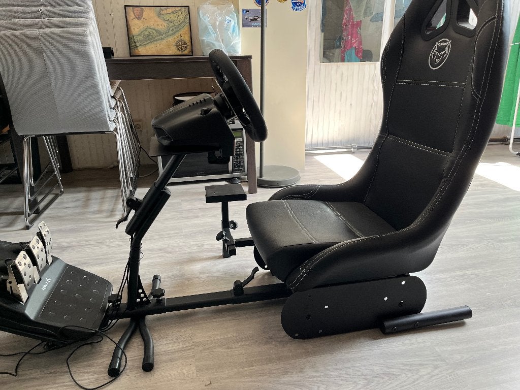 Logitech G920 + Qware RS-500 Racestoel, Spelcomputers en Games, Spelcomputers | Xbox | Accessoires, Zo goed als nieuw, Xbox Original