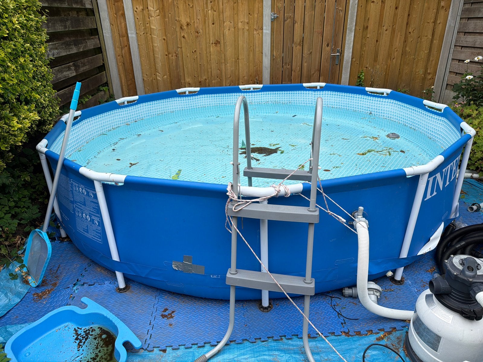Intex Opzetzwembad met filterpomp en ladder, Ophalen, Gebruikt, 80 tot 120 cm, 300 cm of meer