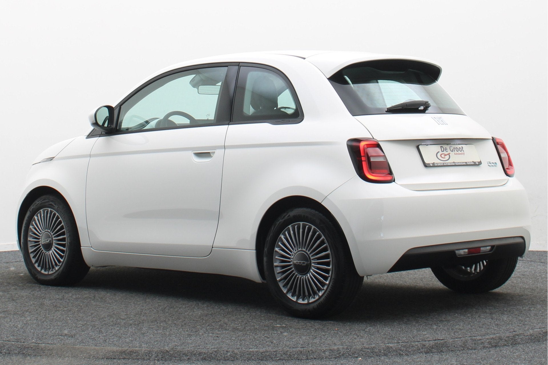 Fiat 500E Icon 42 kWh Virtual Cockpit, Cruise, Apple Carplay, Auto's, Fiat, Stof, Gebruikt, Zwart, LED verlichting