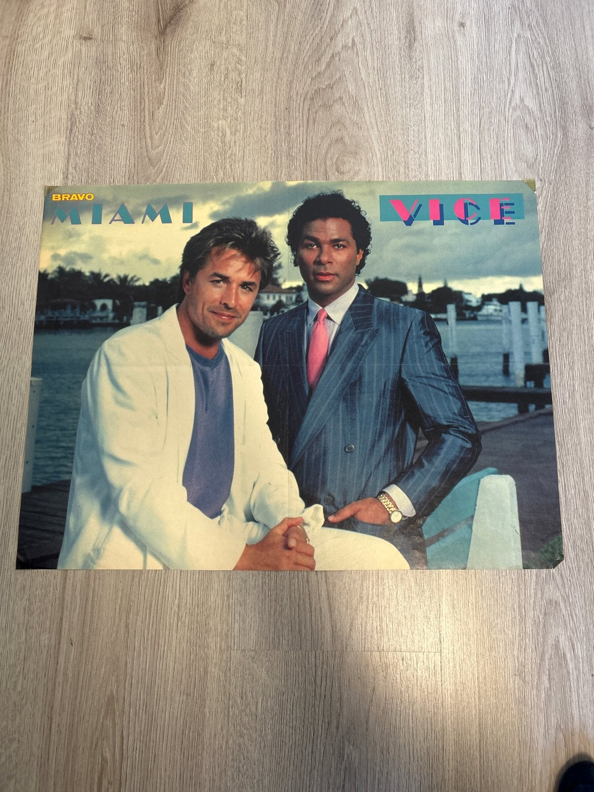 Vintage Miami Vice Poster - Bravo Magazine, Gebruikt, Rechthoekig Liggend, Ophalen of Verzenden, A1 t/m A3