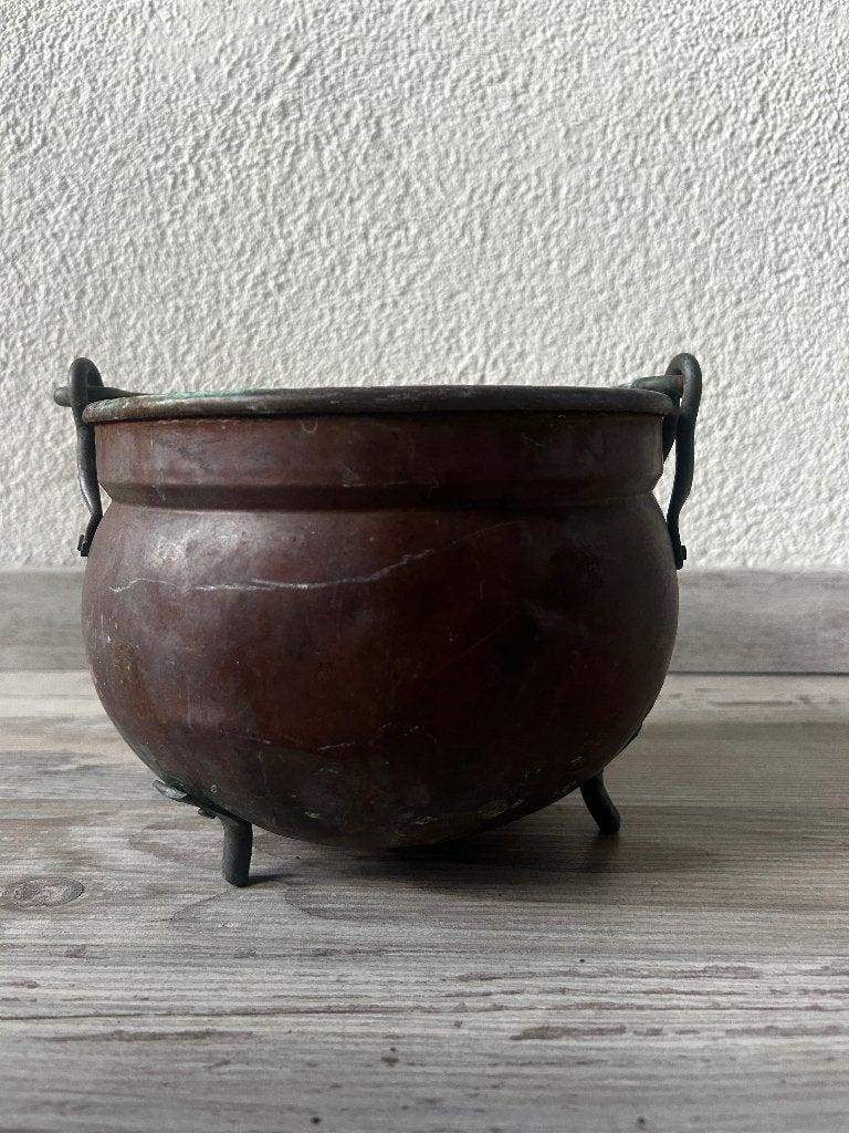 Antieke koperen ketel met handvatten en pootjes, Ophalen of Verzenden