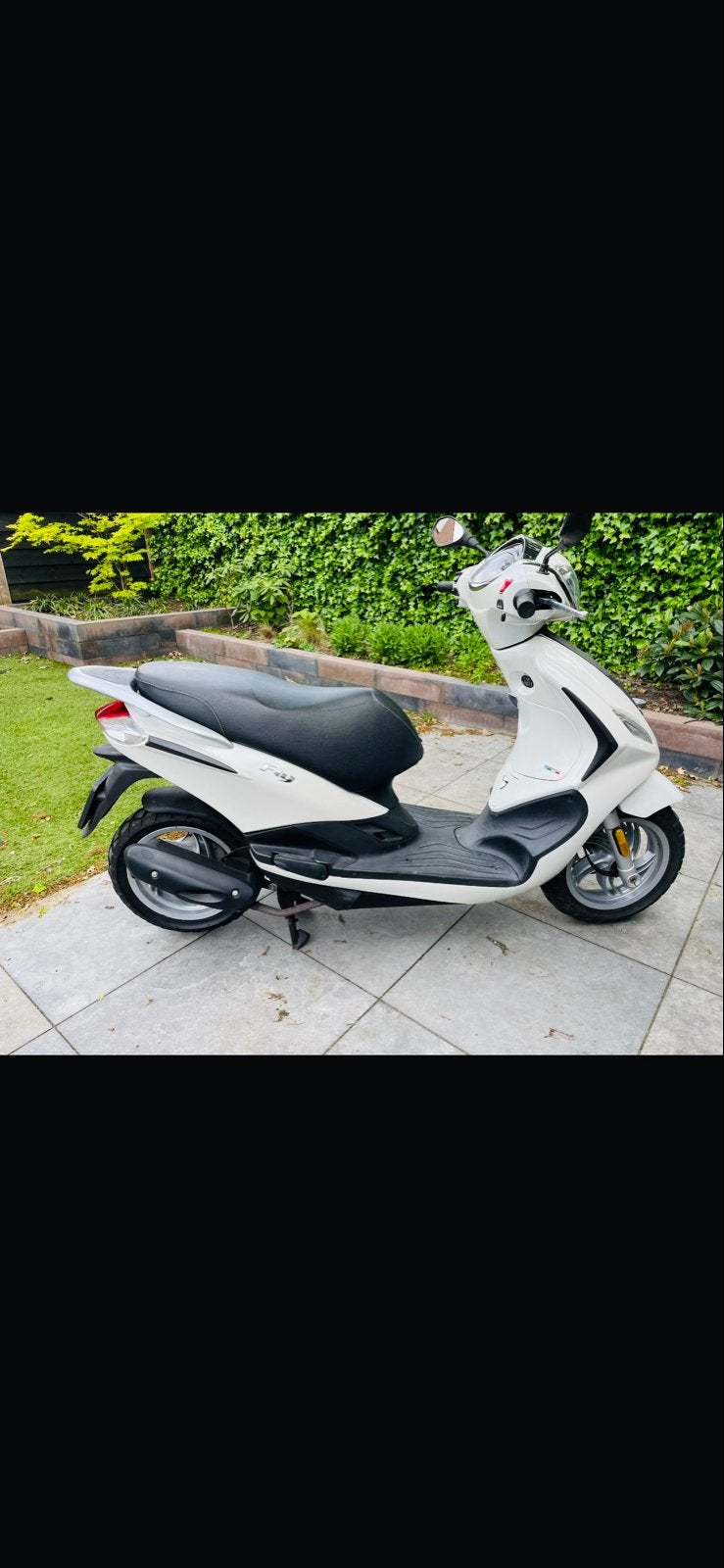 Piaggio Fly Scooter - Wit, Goed Onderhouden, Fietsen en Brommers, Ophalen, Gebruikt, Maximaal 45 km/u, Fly