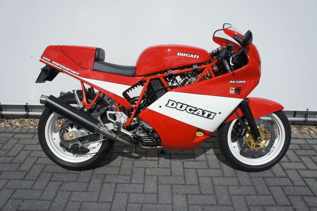 DUCATI 900 SS  (bj 1990) 36453Km, Motoren, DUCATI, 2 cilinders, Bedrijf, Onbekend