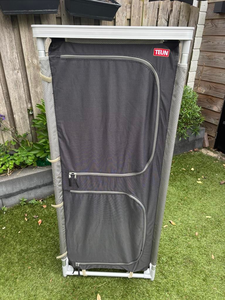 Teun hoge Campingkast - Opvouwbaar en Compact, Ophalen of Verzenden, Zo goed als nieuw, Campingkast