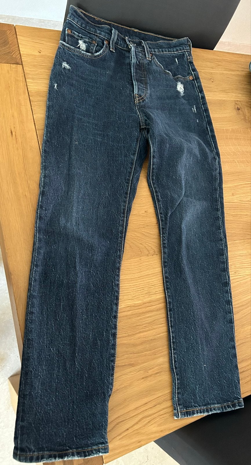 Levi's 501 spijkerbroek - W24 L28 - Zo goed als nieuw, Ophalen of Verzenden, Zo goed als nieuw, Blauw, W27 (confectie 34) of kleiner